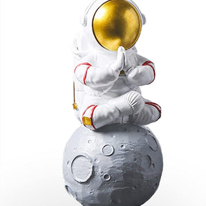 Astronaut Figurine Statue, Meditation Astronaut Figure Sculpture for Desktop & Tabletop, Resin Spaceman Planet Desk Ornament for Outer Space Themed Bedroom Decor, Cake Toppers Model Gift