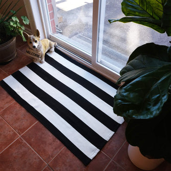 Striped Black and White Rug - 28X44 Inches Black and White Door Mat, Black and White Striped Rug for Layering Welcome Mats for Front Door, Farmhouse Door Mat, Black and White Outdoor Rug